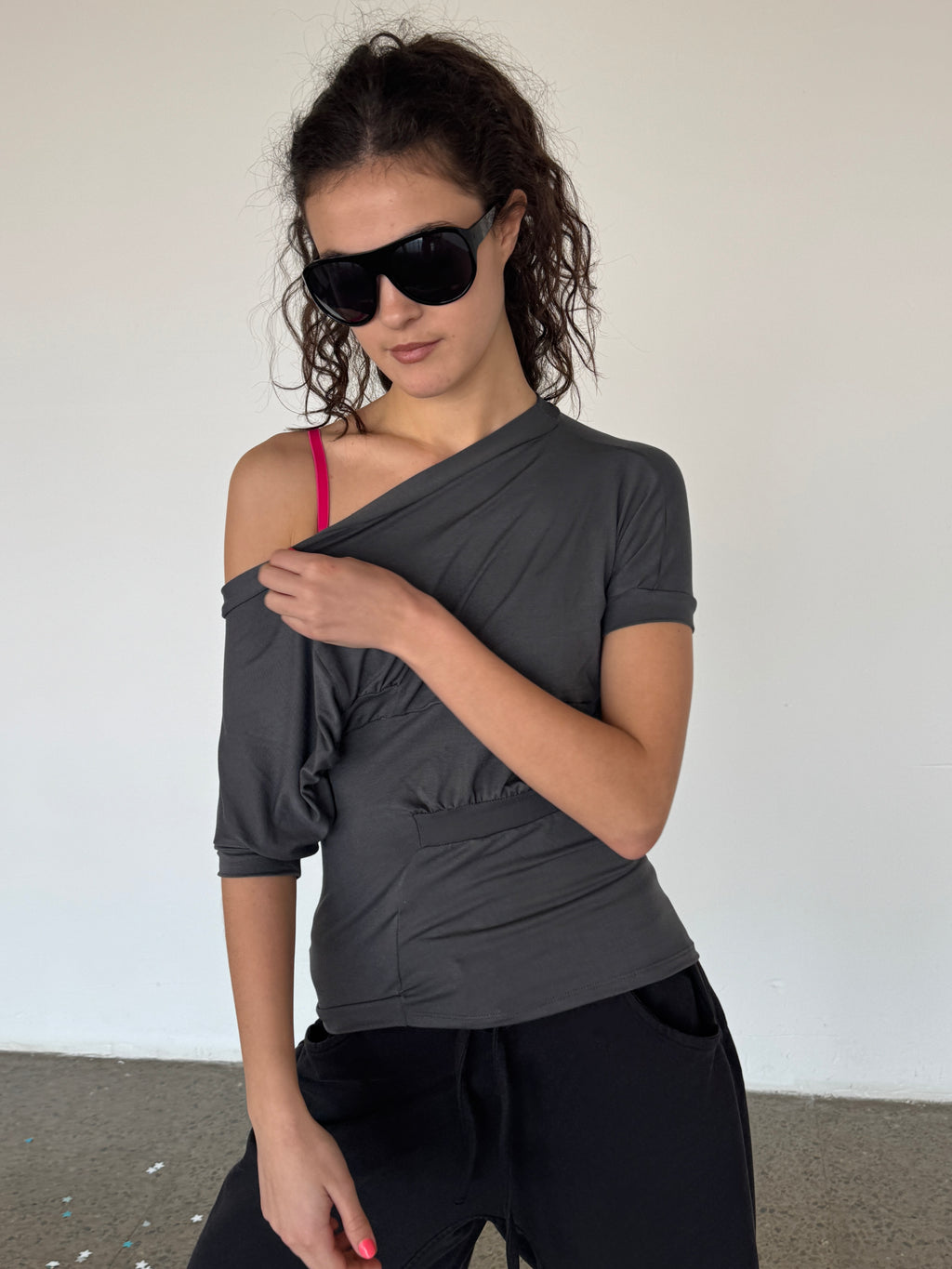 MAELYNN TOP GREY CHARCOAL